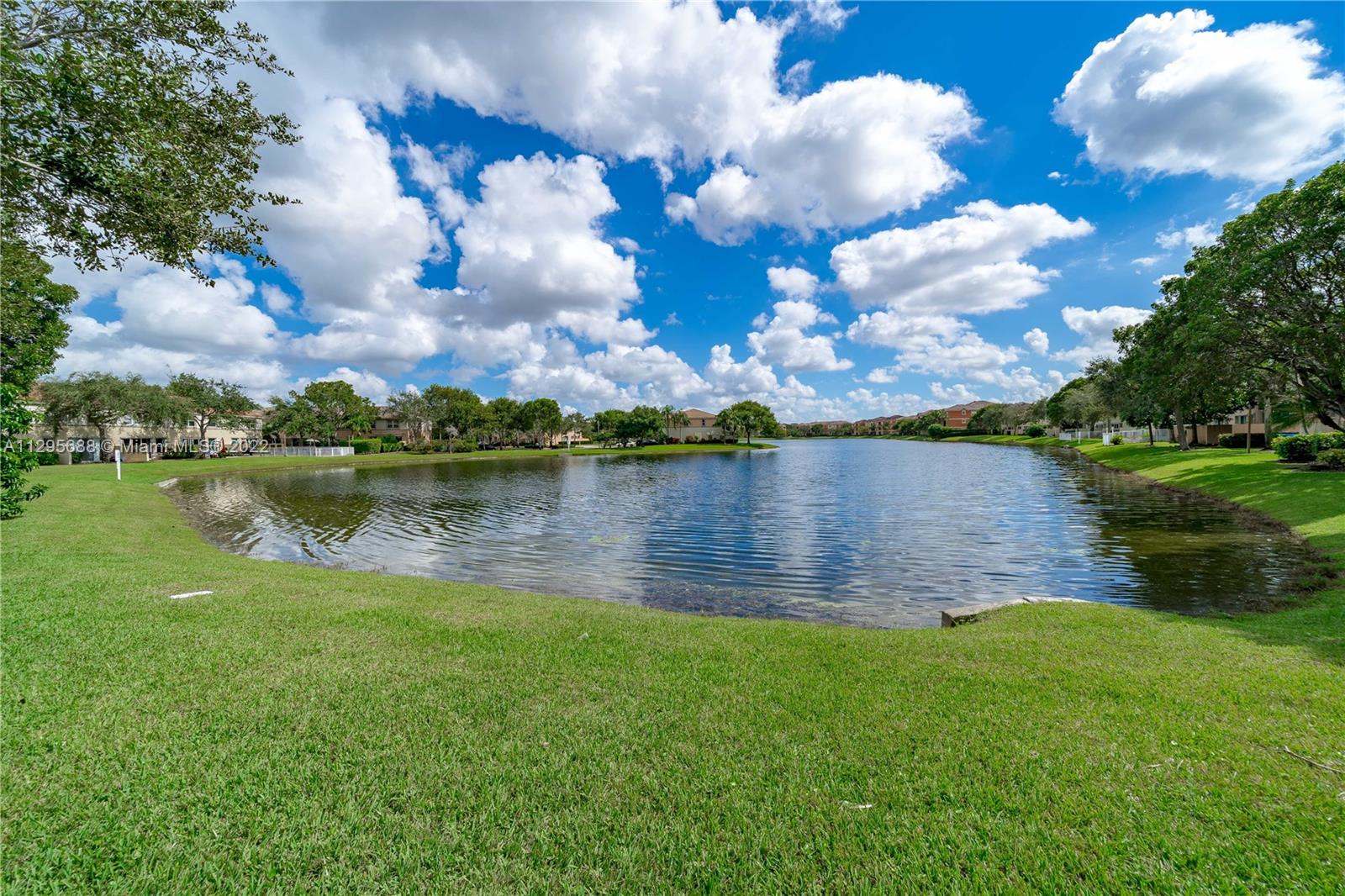 RIVIERA ISLES IV - Residential