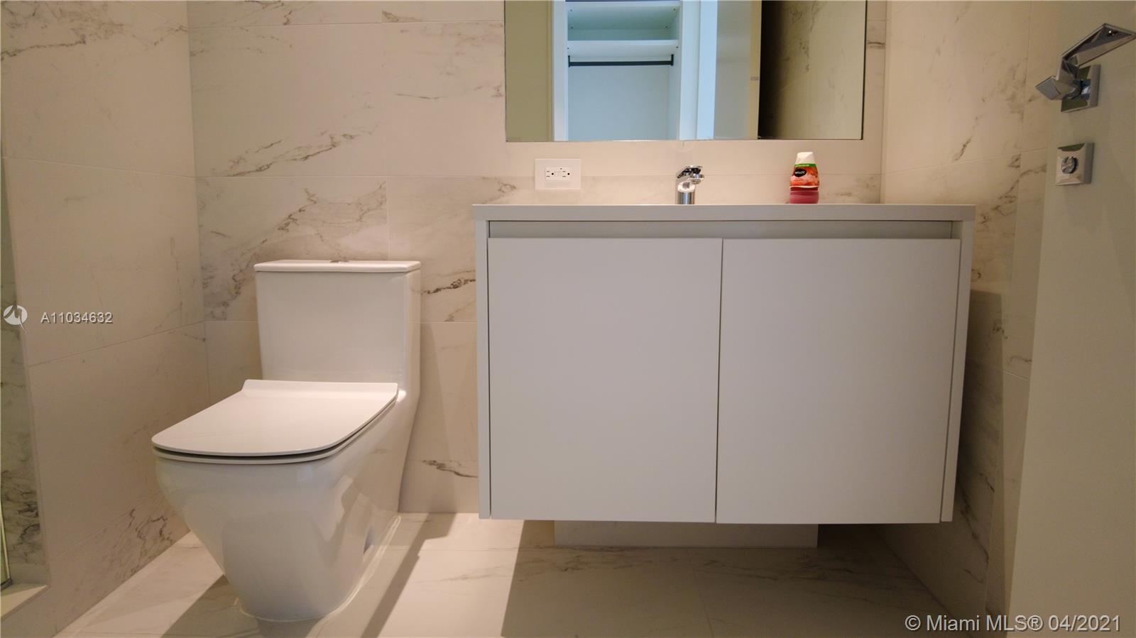 ONE THOUSAND MUSEUM CONDO - Residential