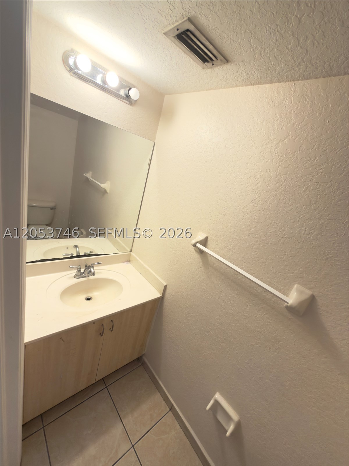 ABEL HOMES AT KEYS WINDS - Residential Lease