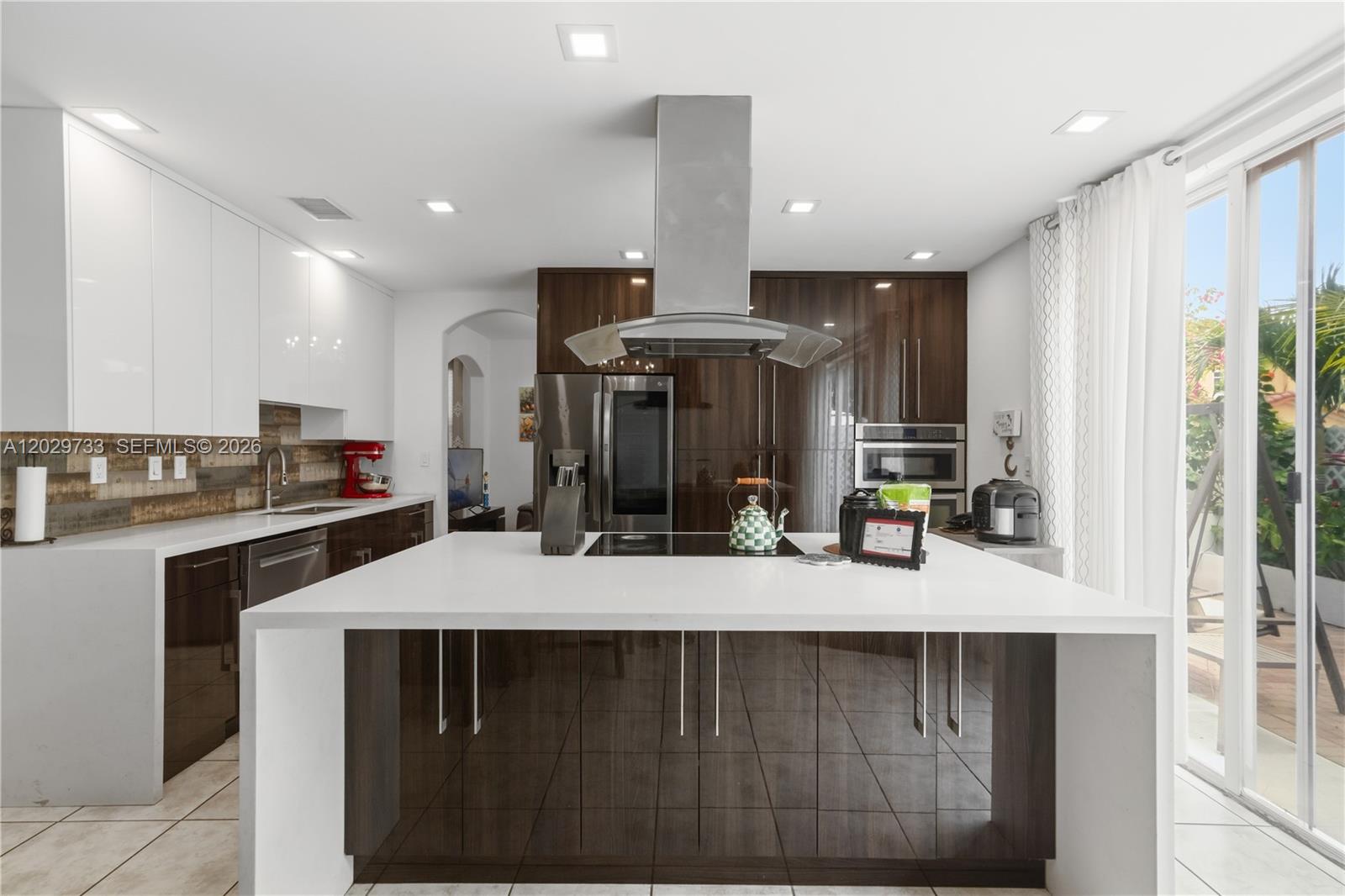 ISLANDS AT DORAL TOWNHOME - Residential