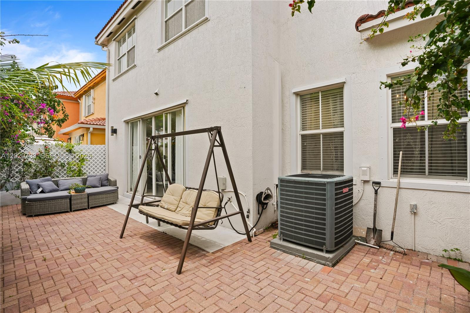 ISLANDS AT DORAL TOWNHOME - Residential