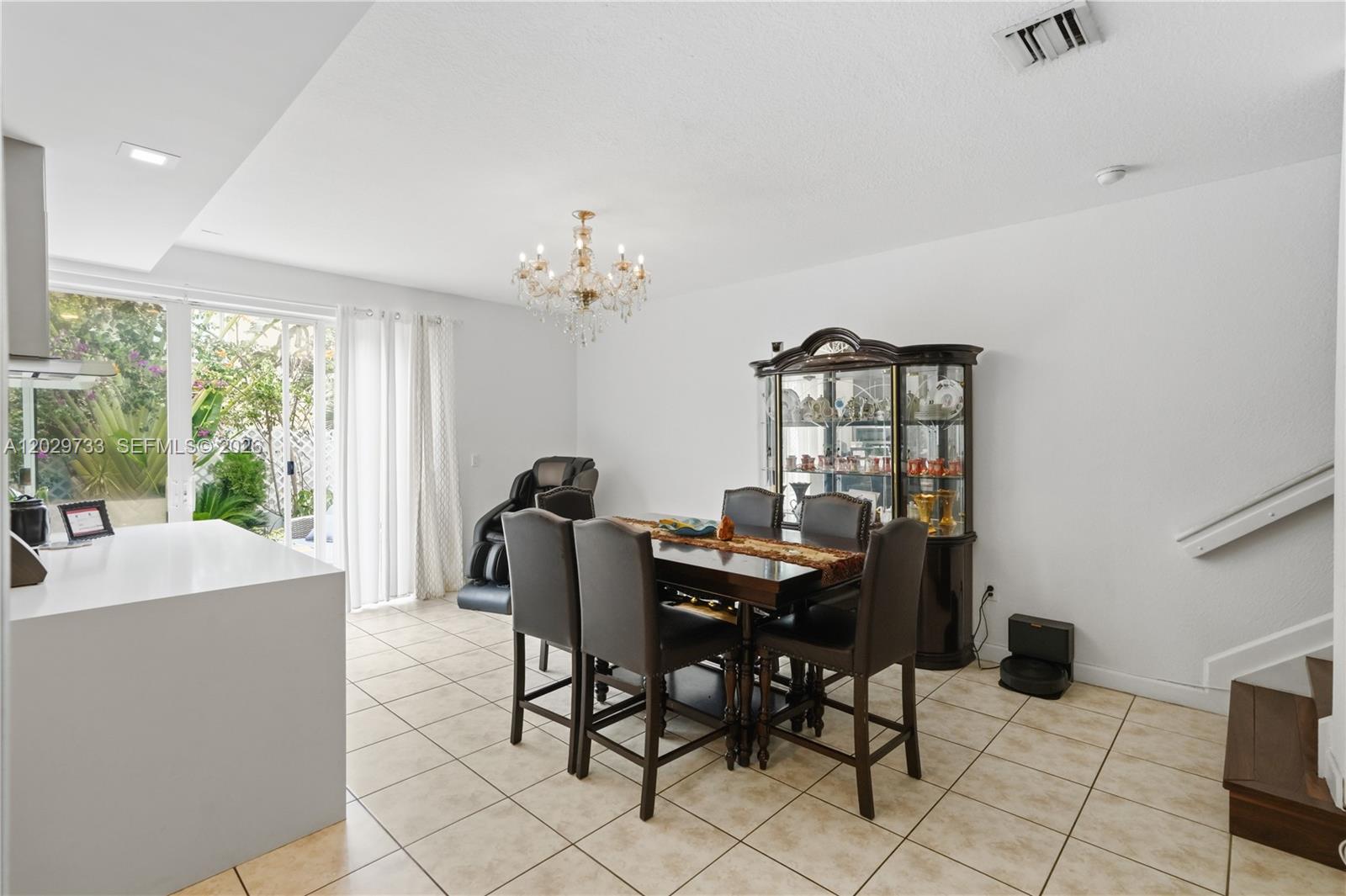 ISLANDS AT DORAL TOWNHOME - Residential