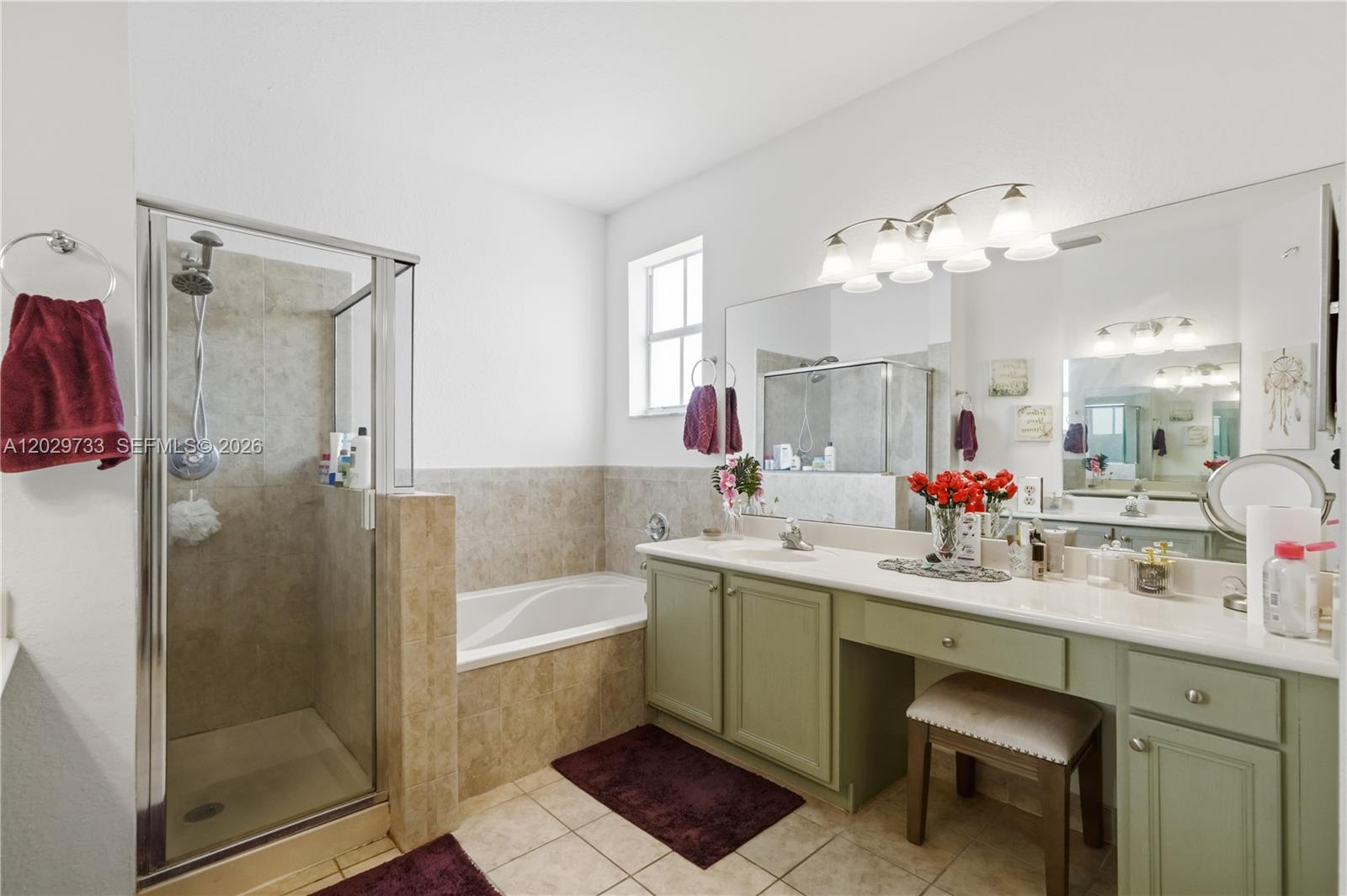 ISLANDS AT DORAL TOWNHOME - Residential