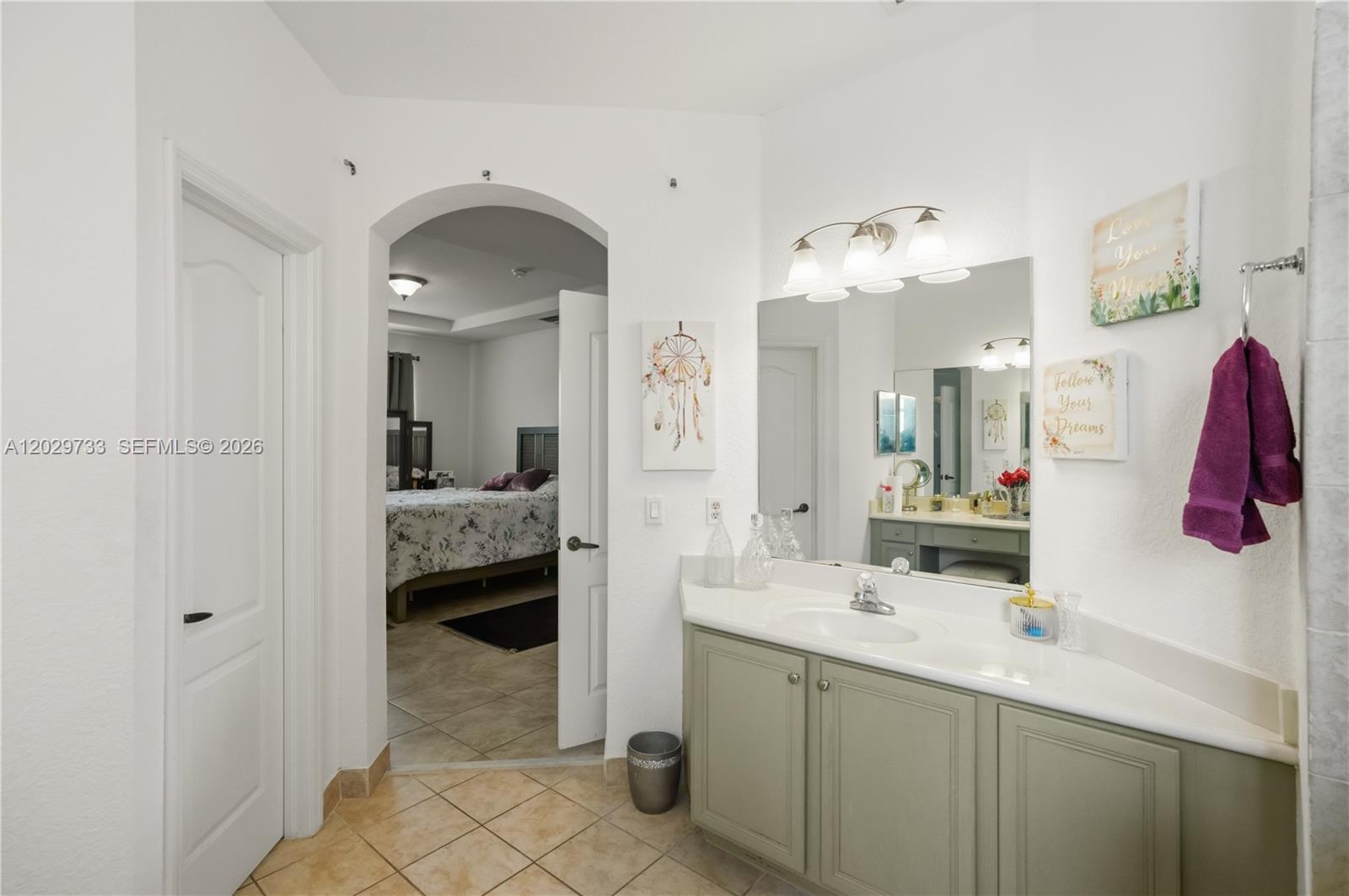 ISLANDS AT DORAL TOWNHOME - Residential