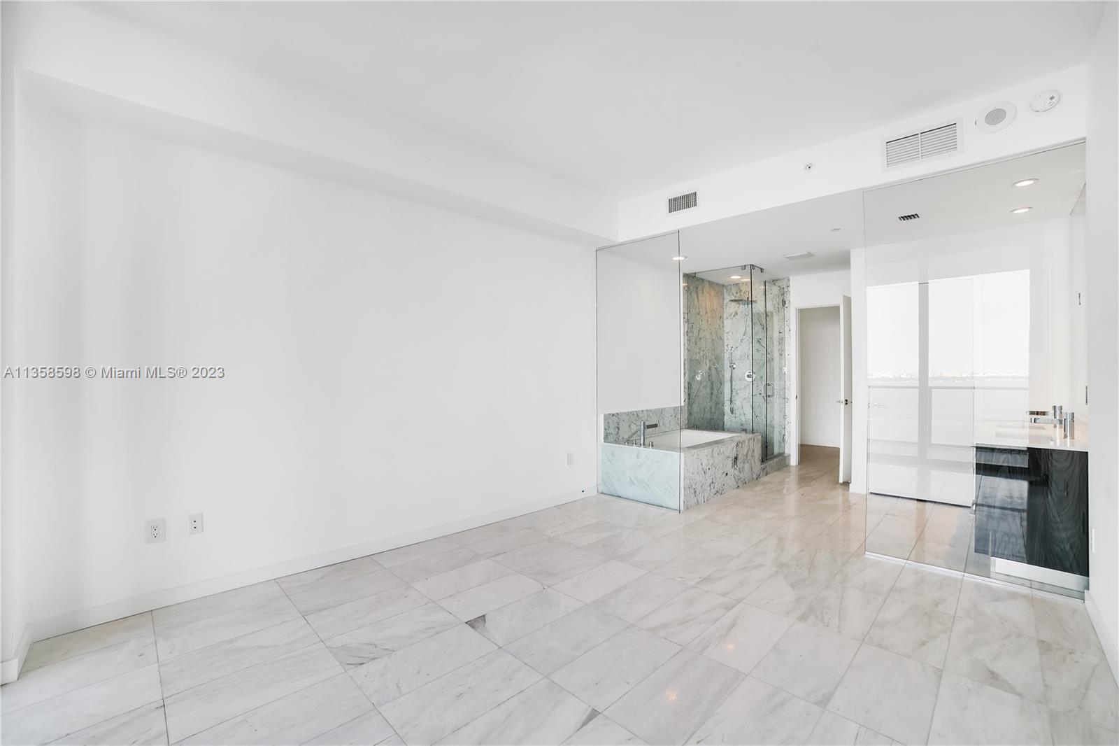 GRAN PARAISO CONDO - Residential Lease