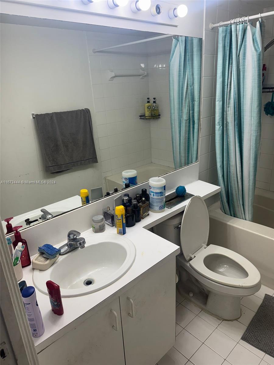 ENCLAVE AT DORAL CONDO NO - Residential