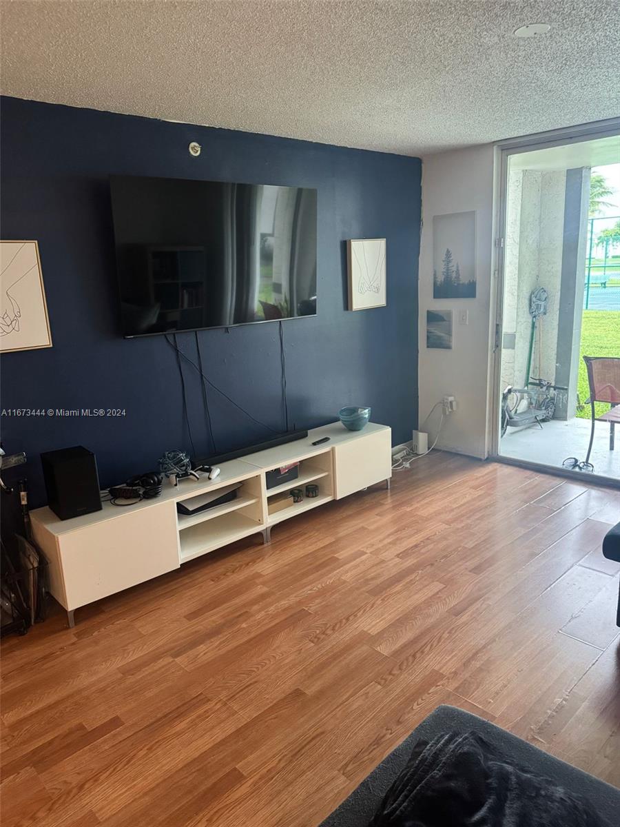 ENCLAVE AT DORAL CONDO NO - Residential