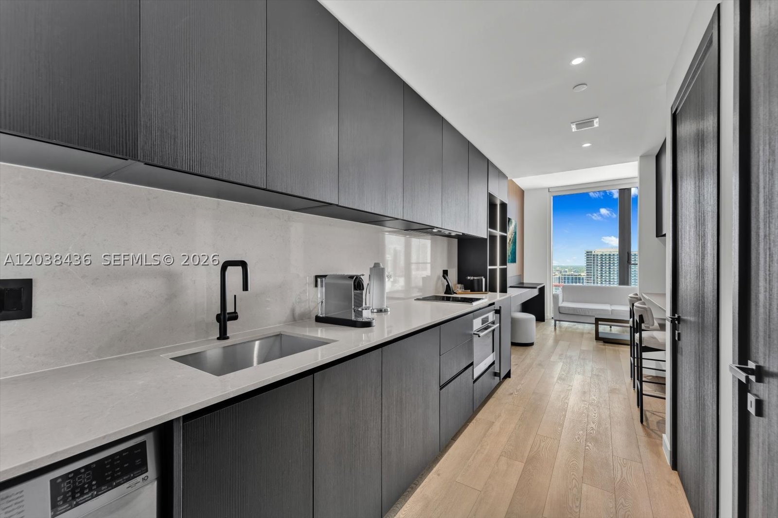 E11even Club Hotel & Resid - Residential