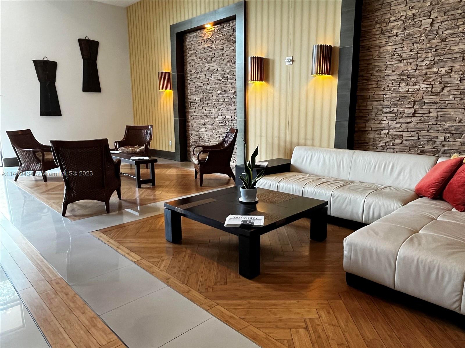 KEYSTONE PARK CONDO - Residential Lease