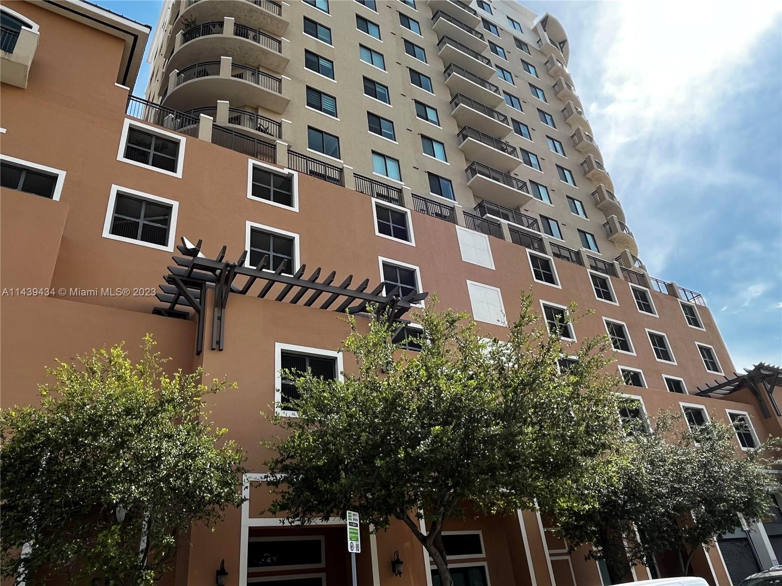 KEYSTONE PARK CONDO - Residential Lease