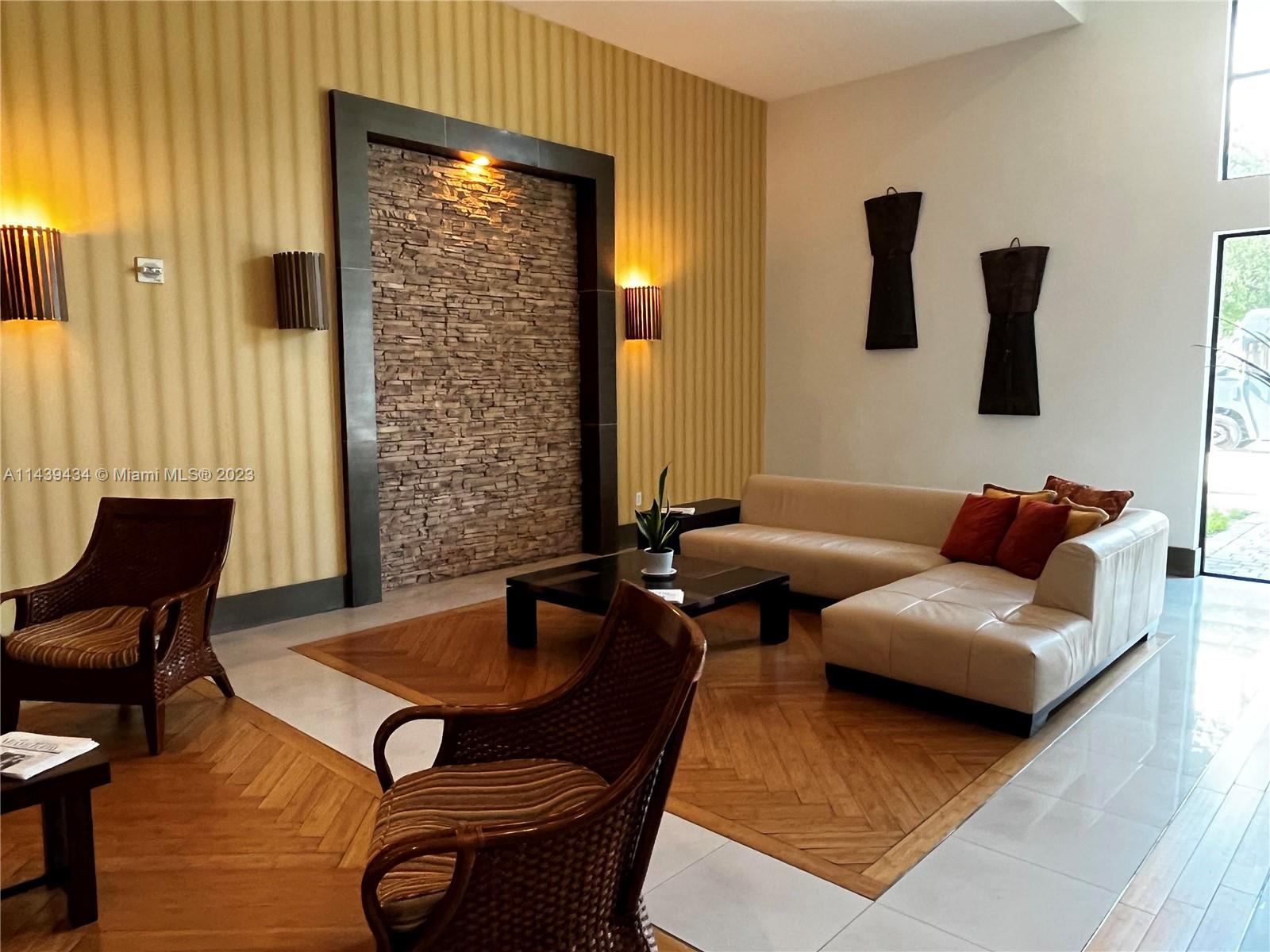 KEYSTONE PARK CONDO - Residential Lease