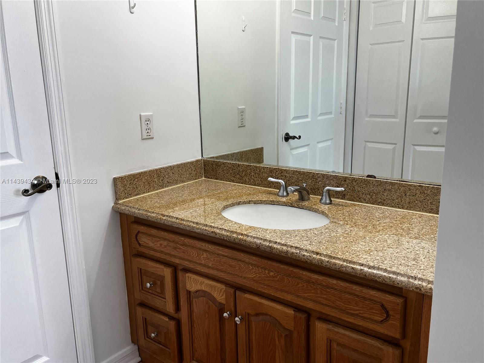 KEYSTONE PARK CONDO - Residential Lease