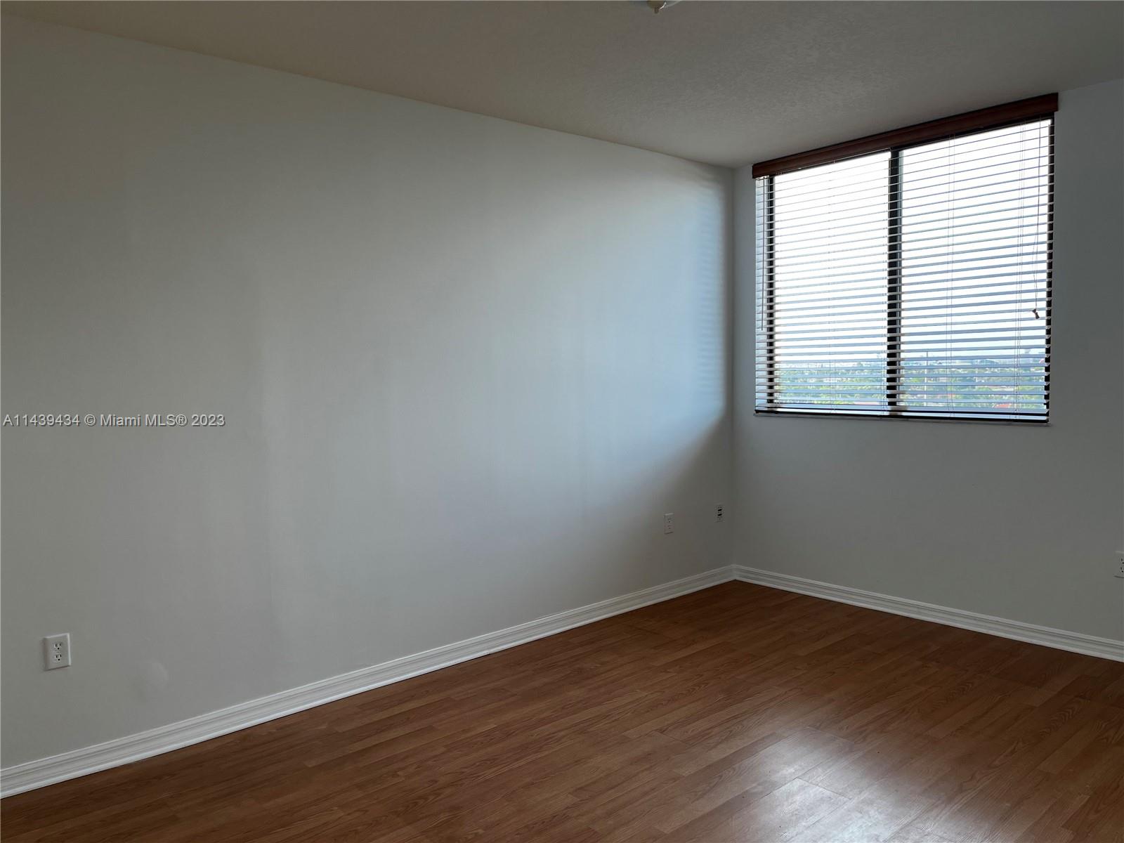 KEYSTONE PARK CONDO - Residential Lease