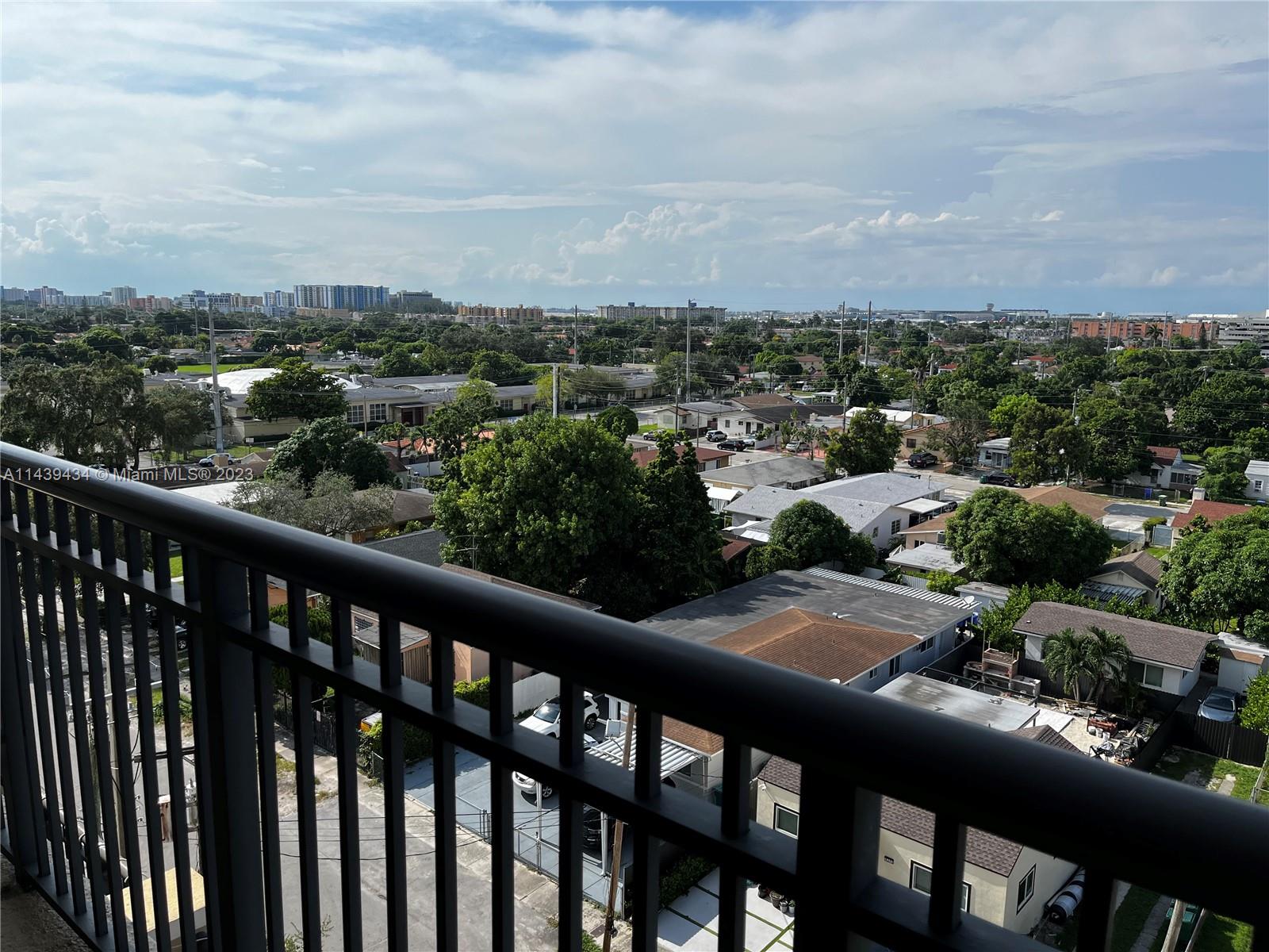 KEYSTONE PARK CONDO - Residential Lease