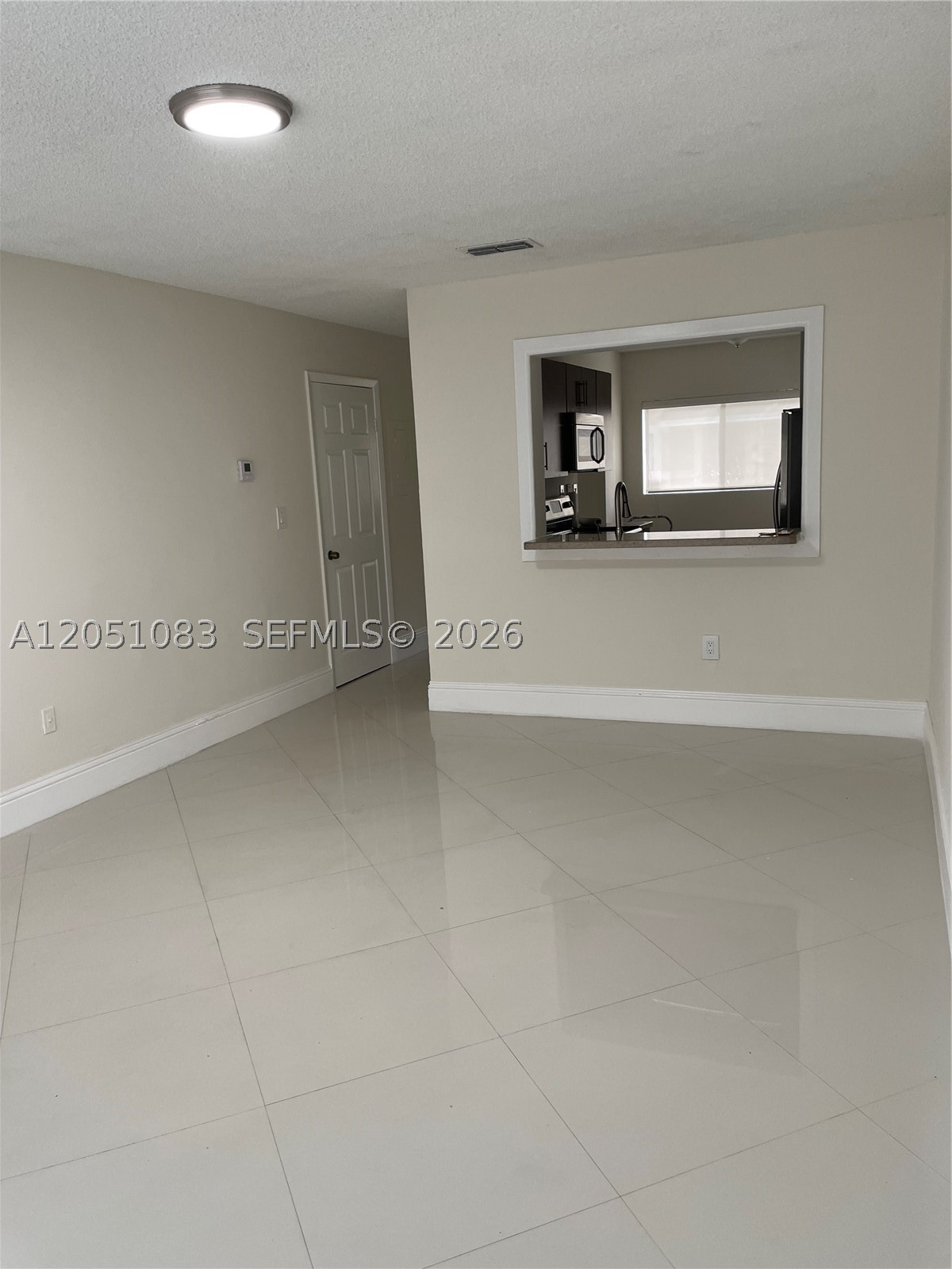 PALMS OF PEMBROKE CONDO - Residential Lease