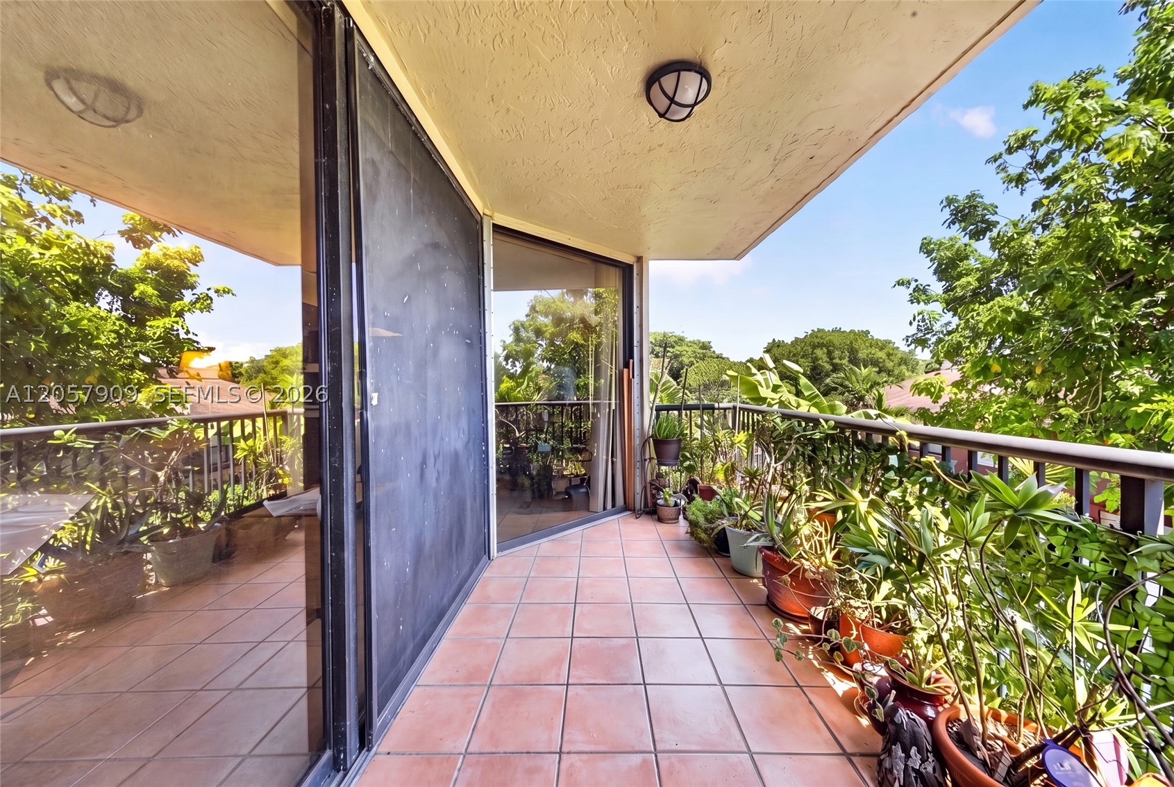 SEC 48 ATRIUMS AT SNAPPER - Residential
