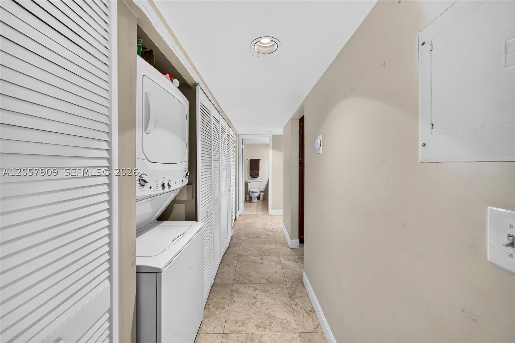 SEC 48 ATRIUMS AT SNAPPER - Residential
