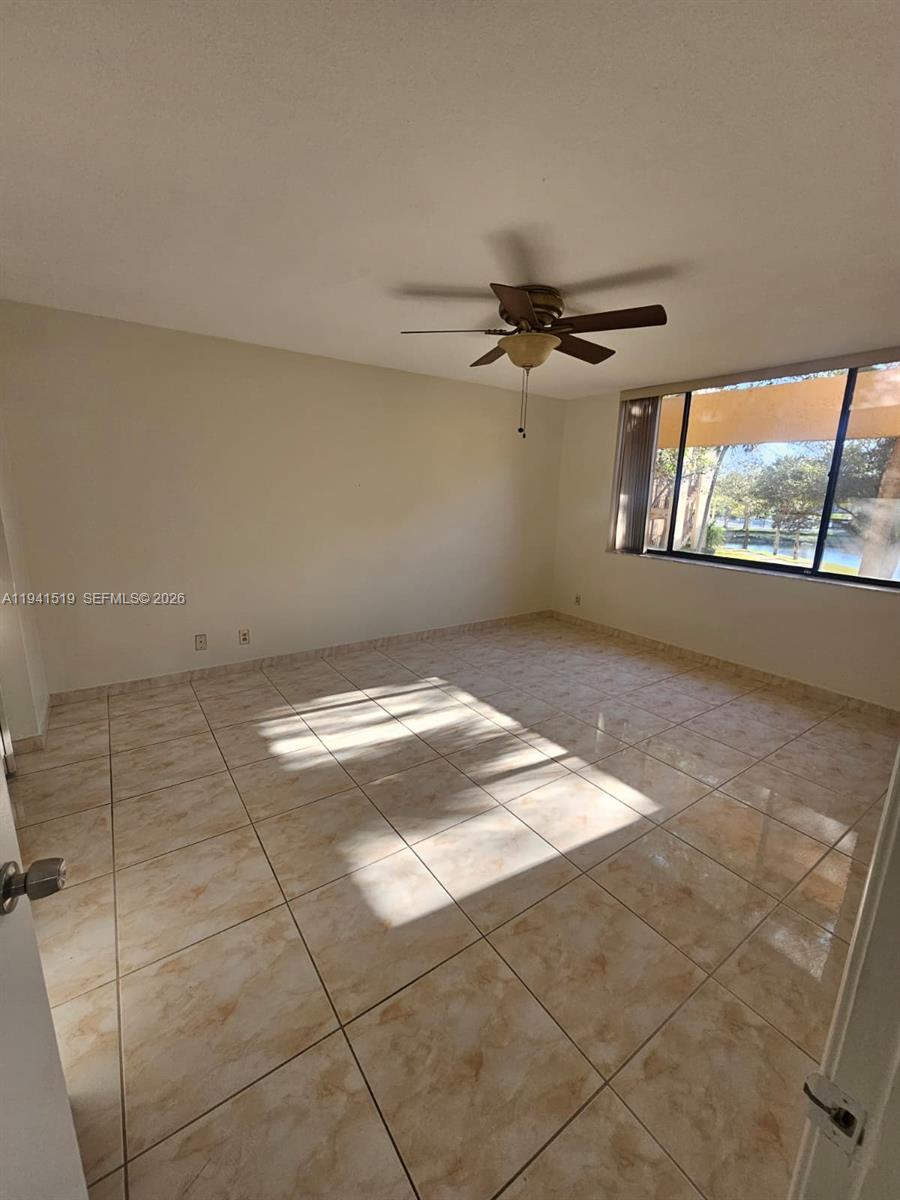 JACARANDA HEIGHTS CONDO - Residential