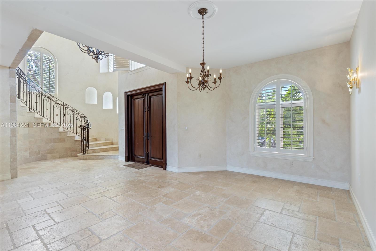 RIO VISTA ISLES - Residential