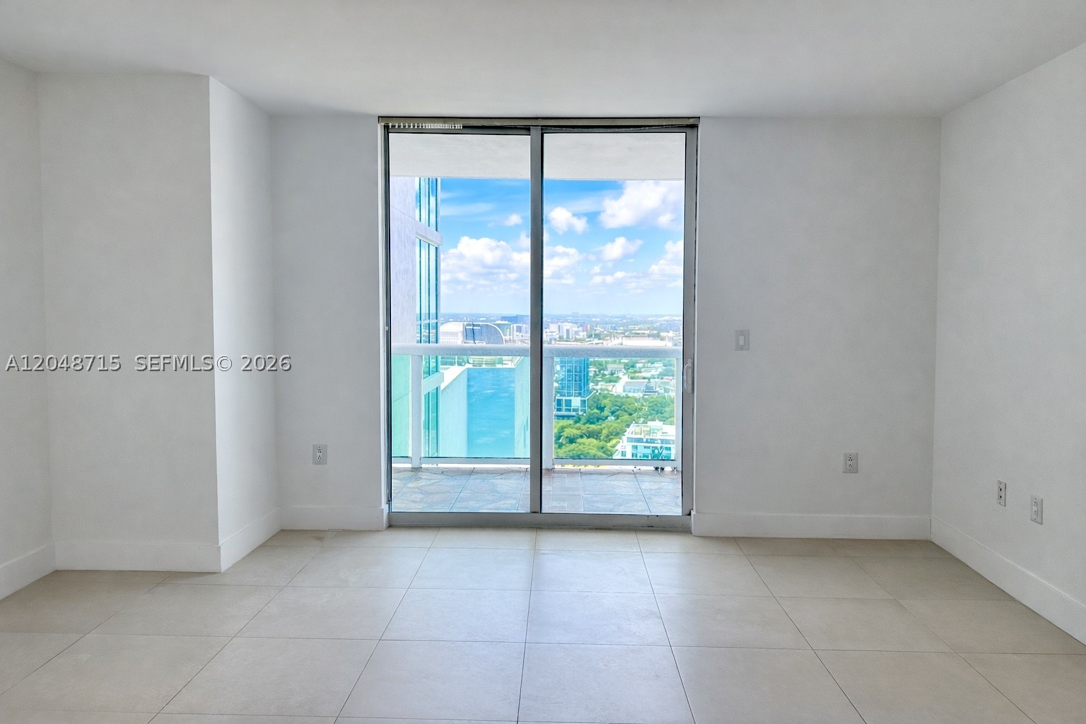 1800 CLUB CONDO - Residential