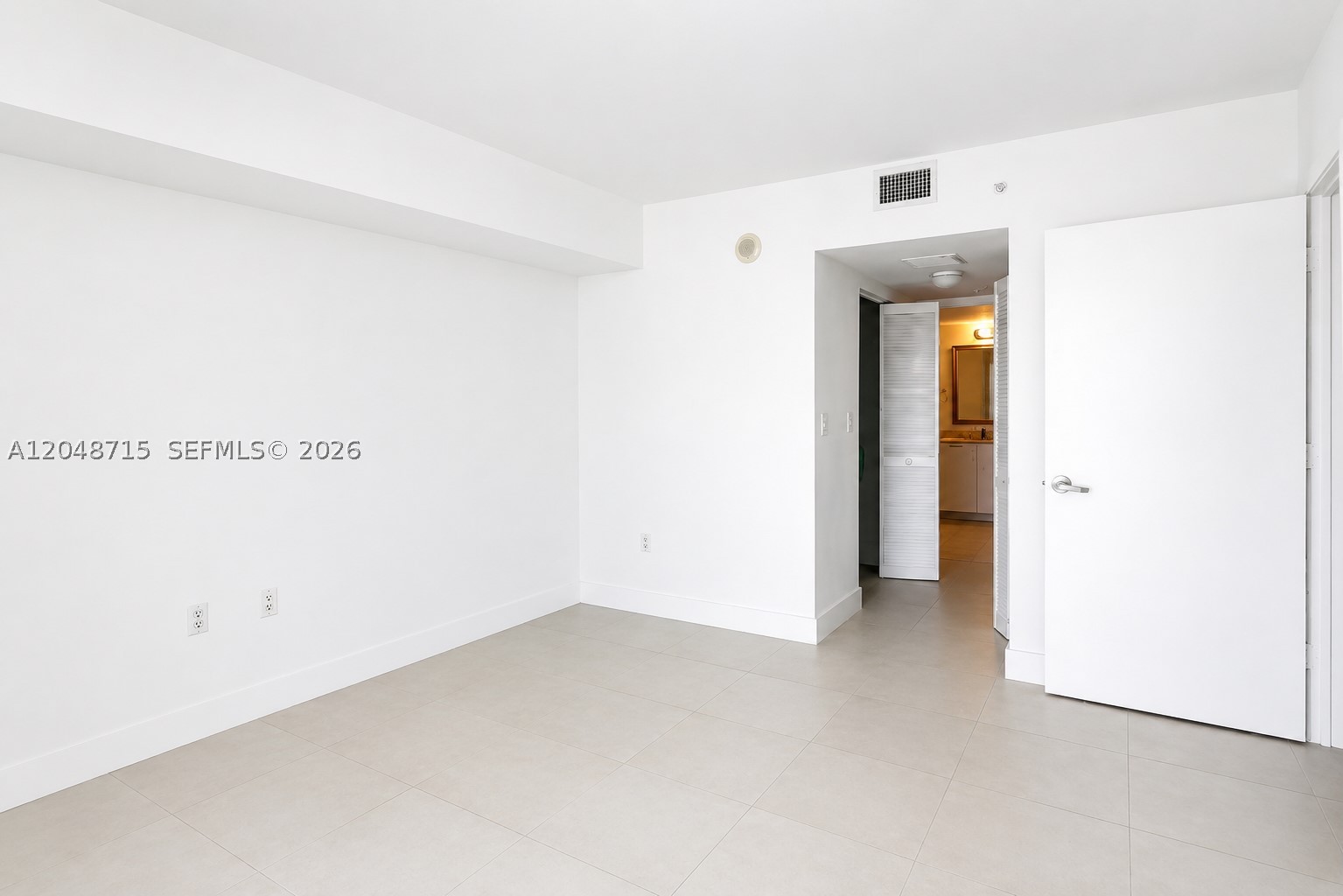 1800 CLUB CONDO - Residential
