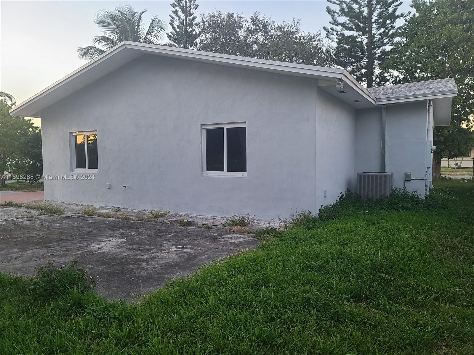 PALMLAND HOMES SOUTH NO O - Residential