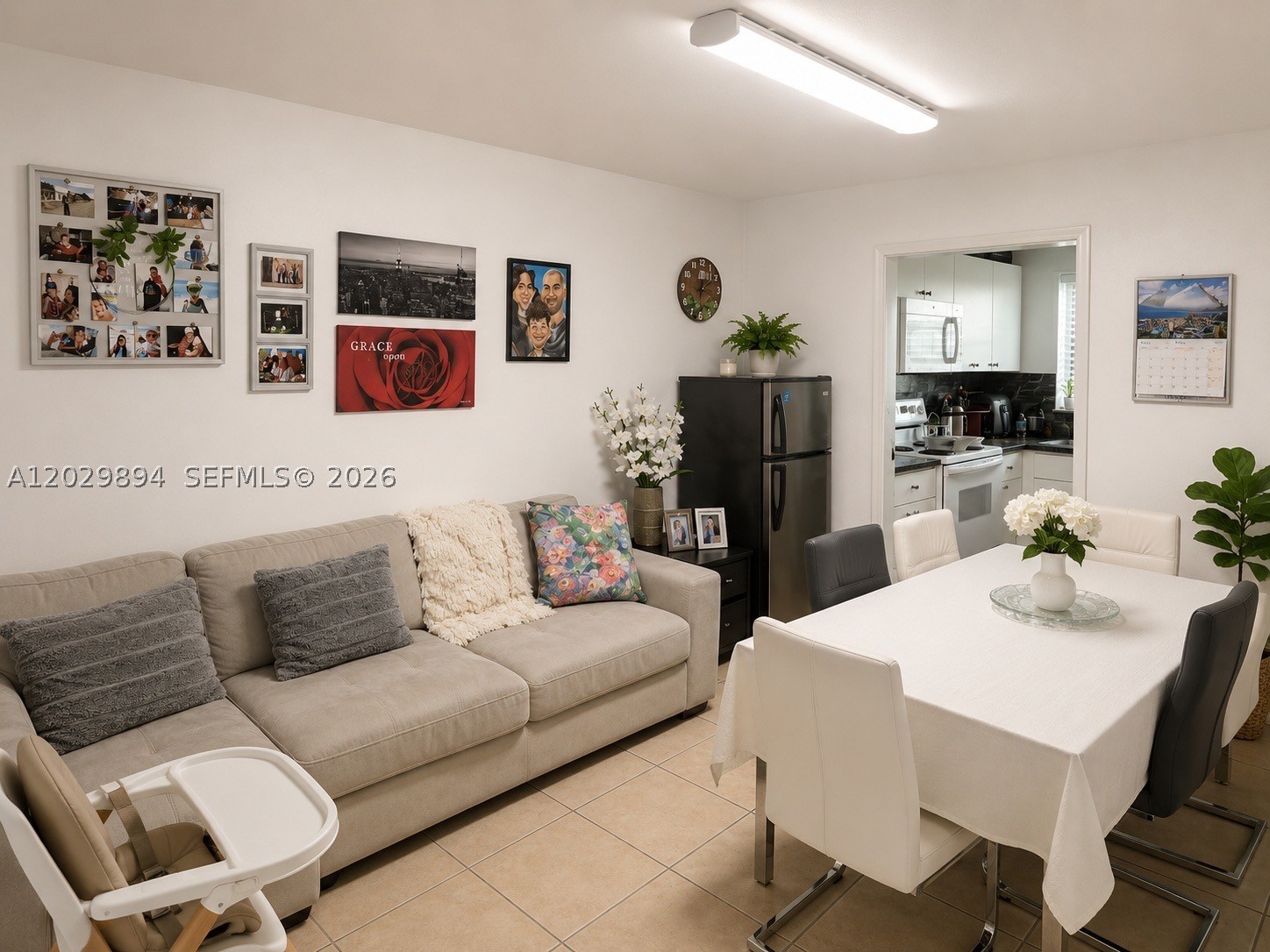 W & C CONDO - Residential