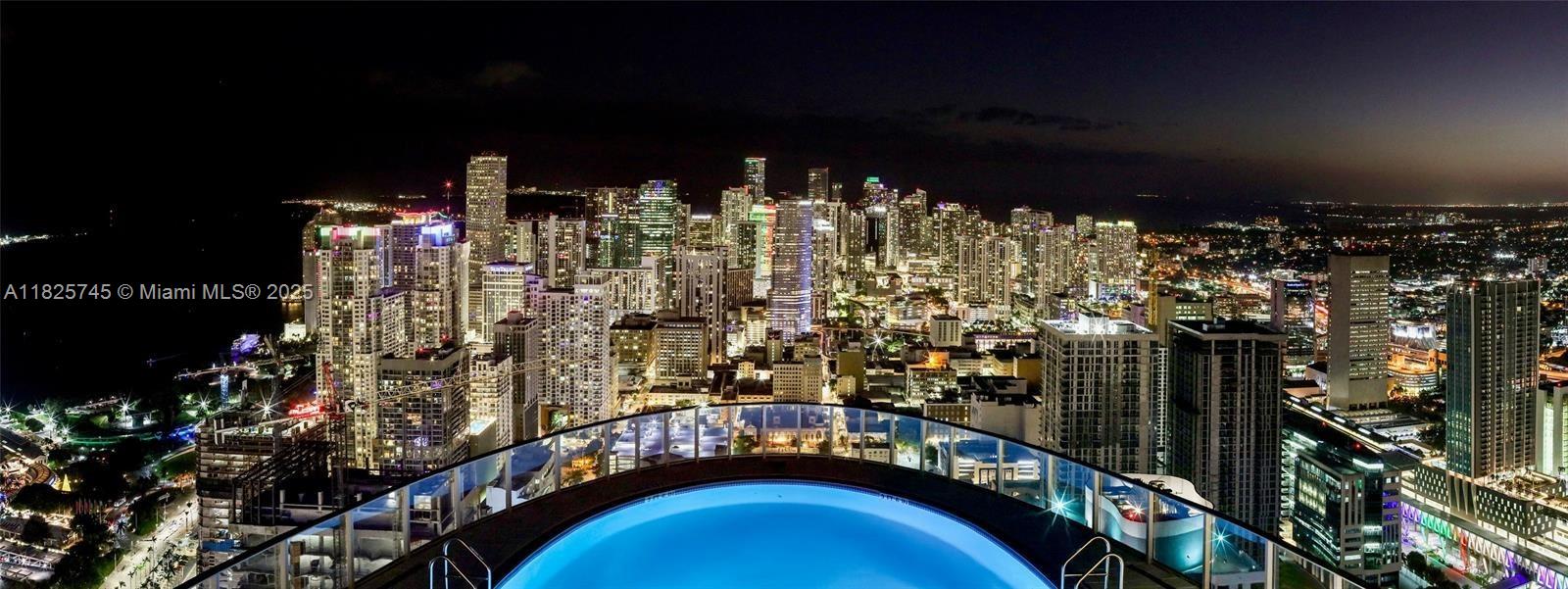 PARAMOUNT MIAMI WORLDCENT - Residential Lease