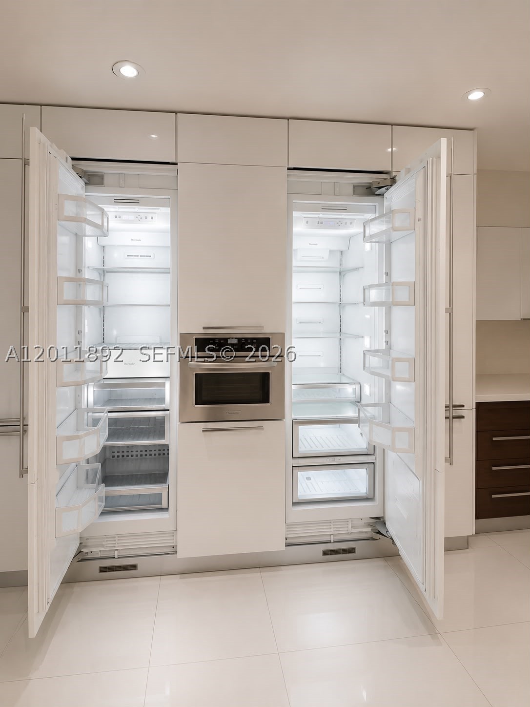 THE TOWNHOMES OF DORAL OA - Residential