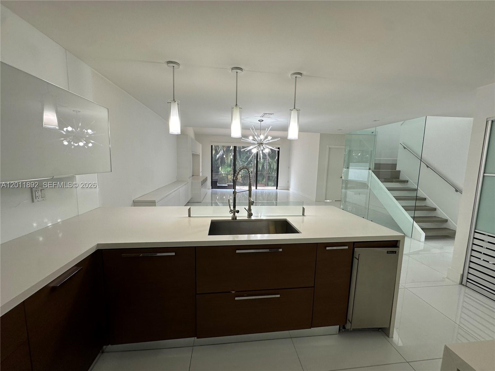 THE TOWNHOMES OF DORAL OA - Residential
