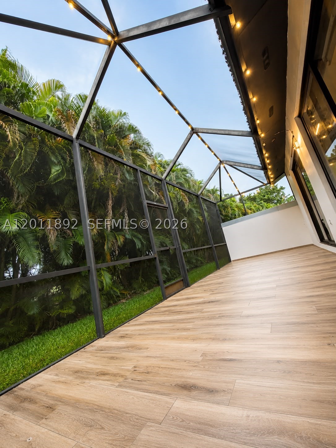 THE TOWNHOMES OF DORAL OA - Residential