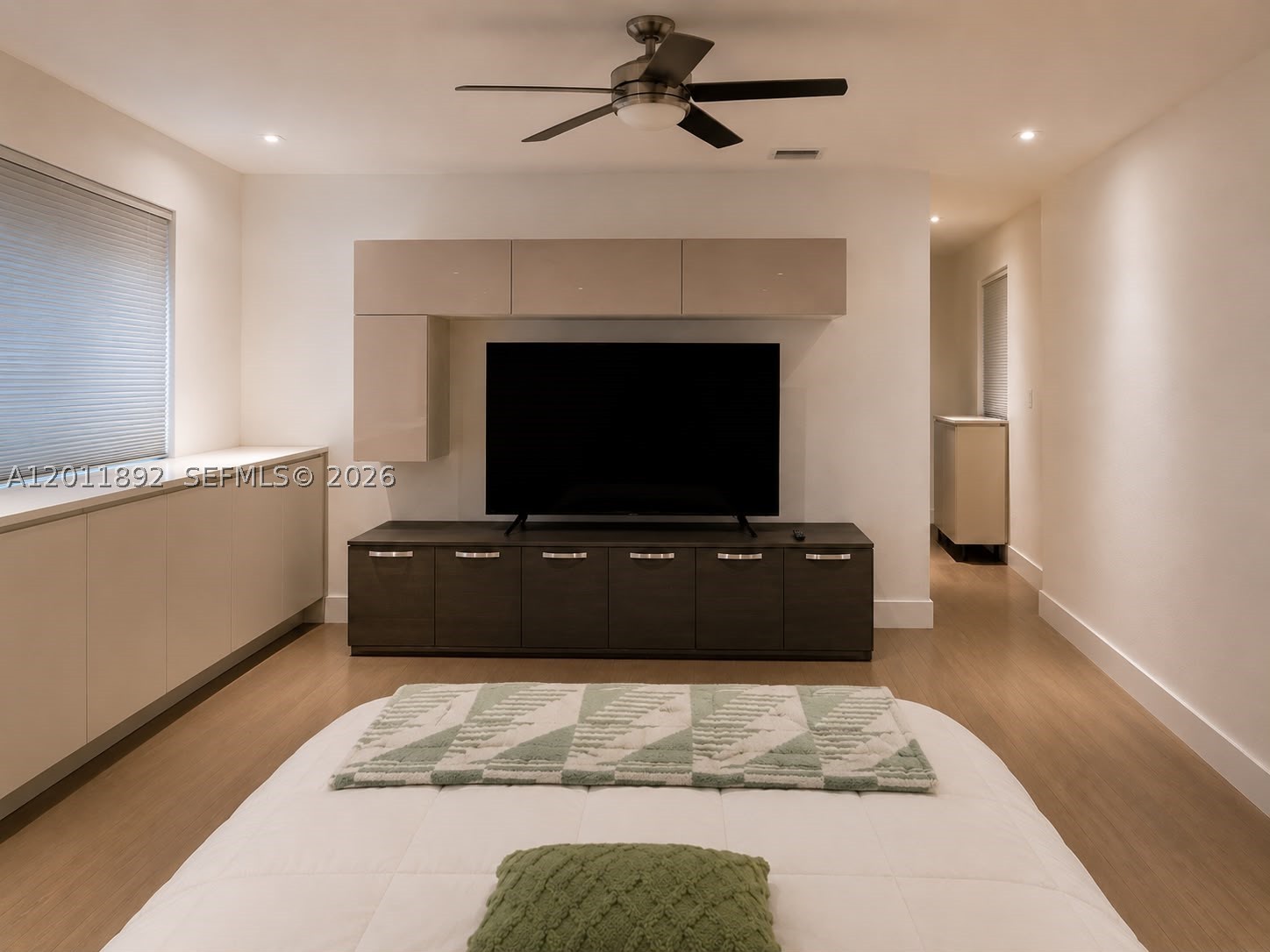 THE TOWNHOMES OF DORAL OA - Residential