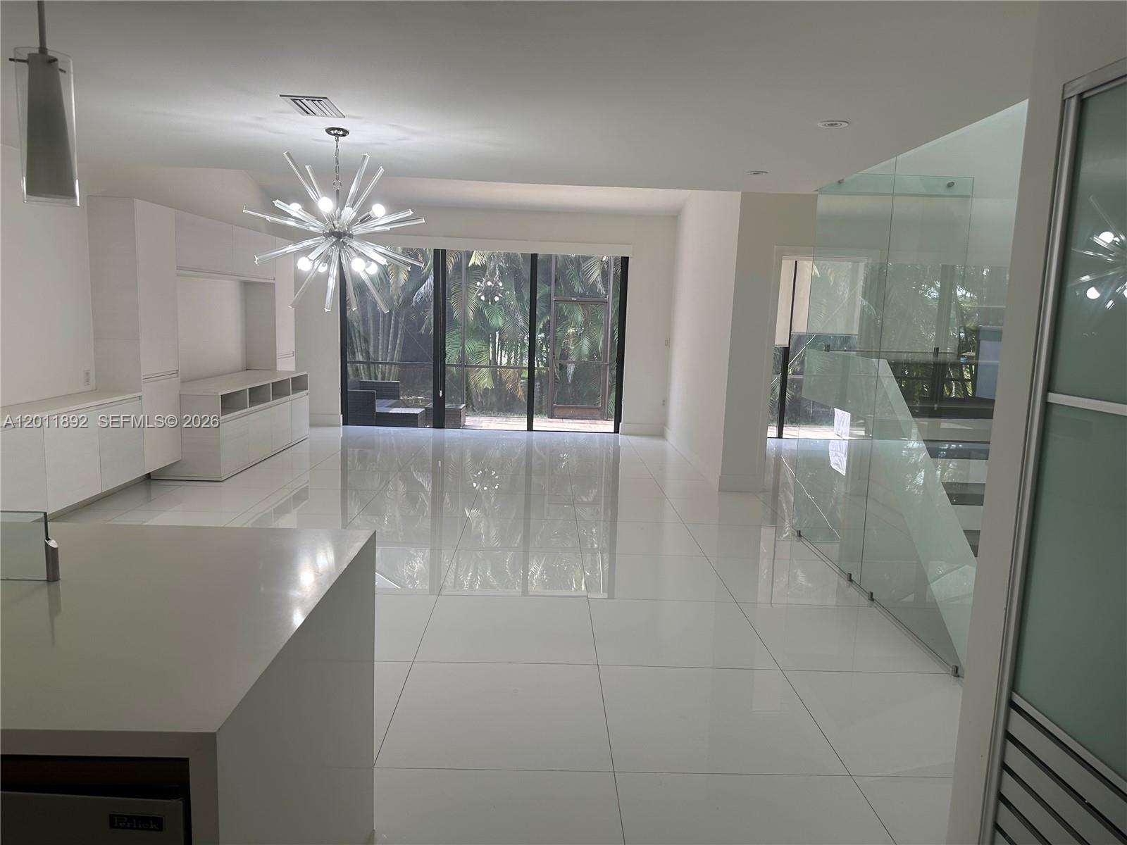 THE TOWNHOMES OF DORAL OA - Residential