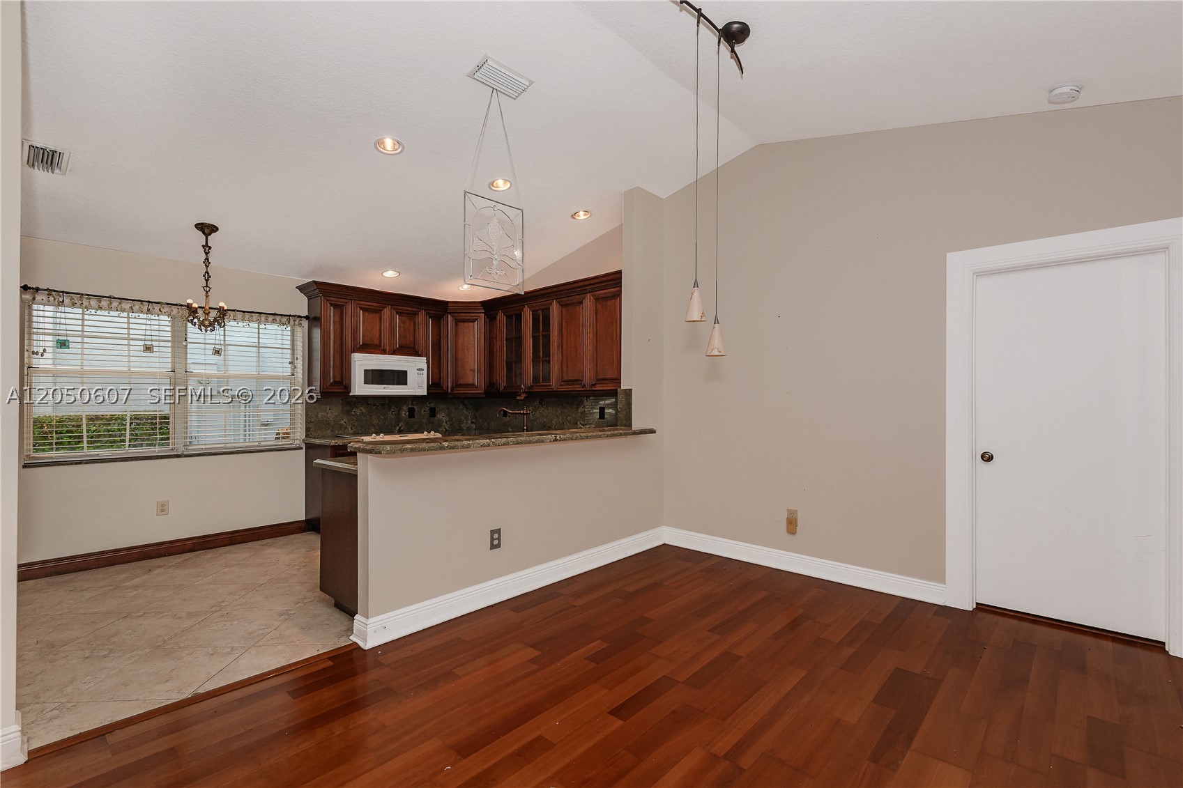 JACARANDA PARCEL 216 - Residential