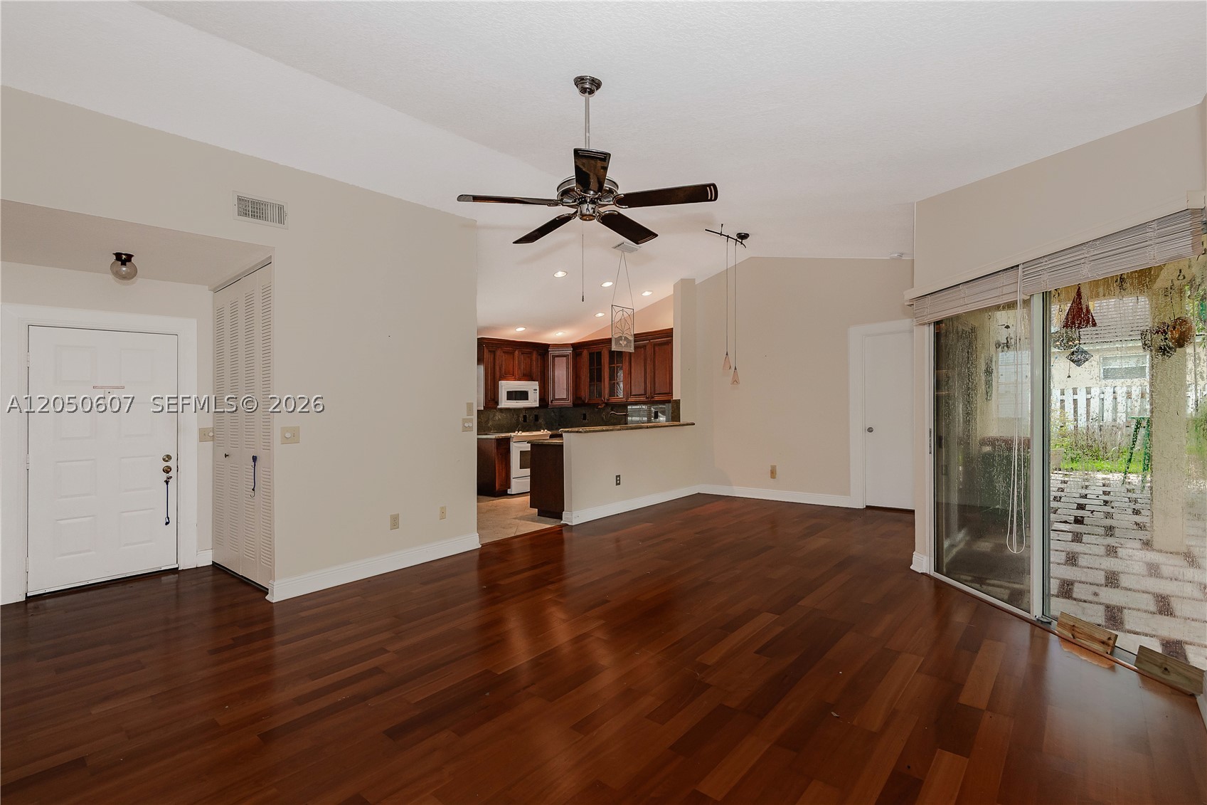 JACARANDA PARCEL 216 - Residential