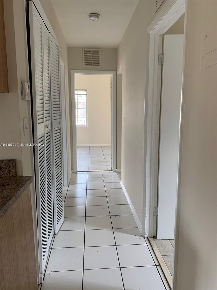 ROYAL PALM GARDENS - Residential