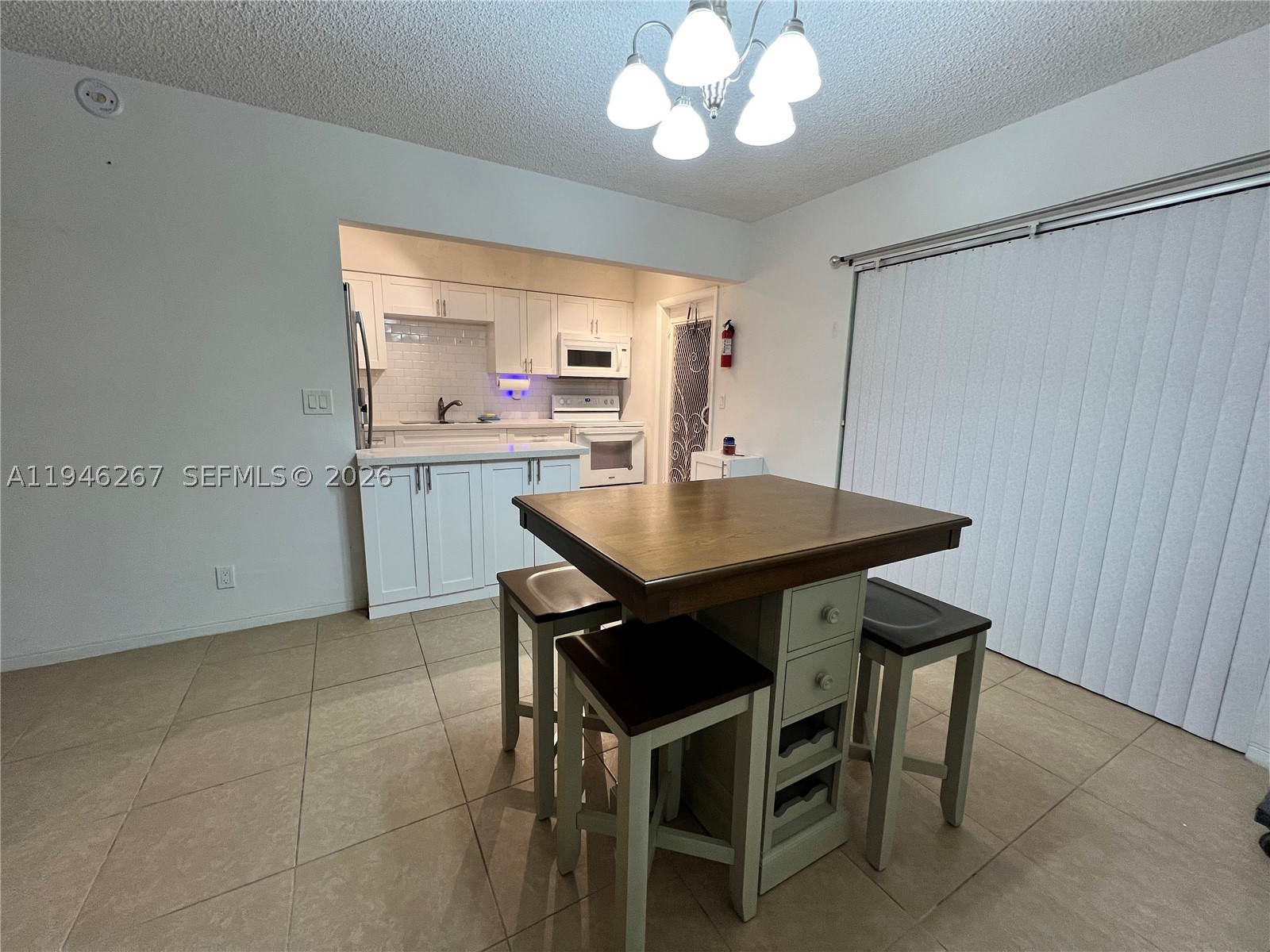 COLONIAL GARDENS HOLLYWOOD - Residential