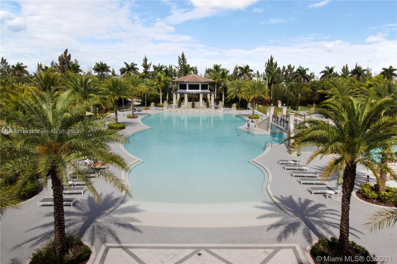 GRAND BAY SOUTH VILLAS - Residential
