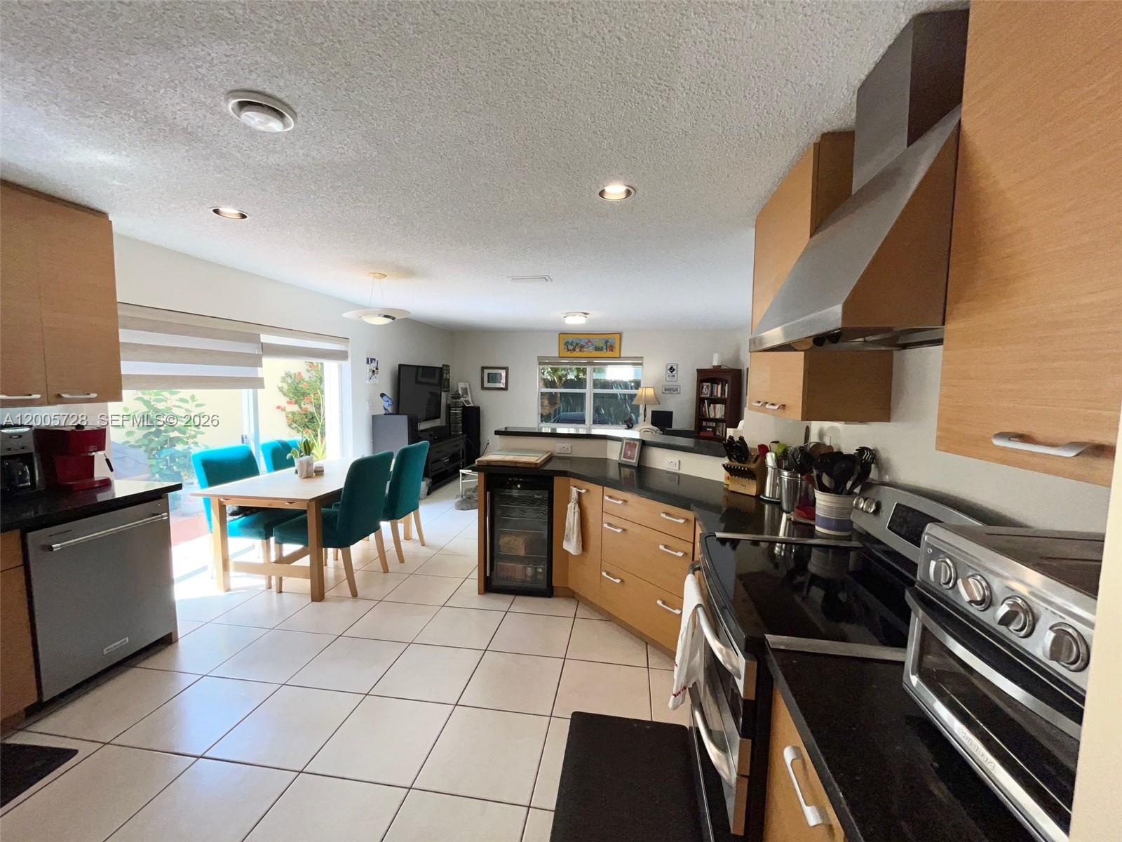 DORAL LANDINGS EAST - Residential