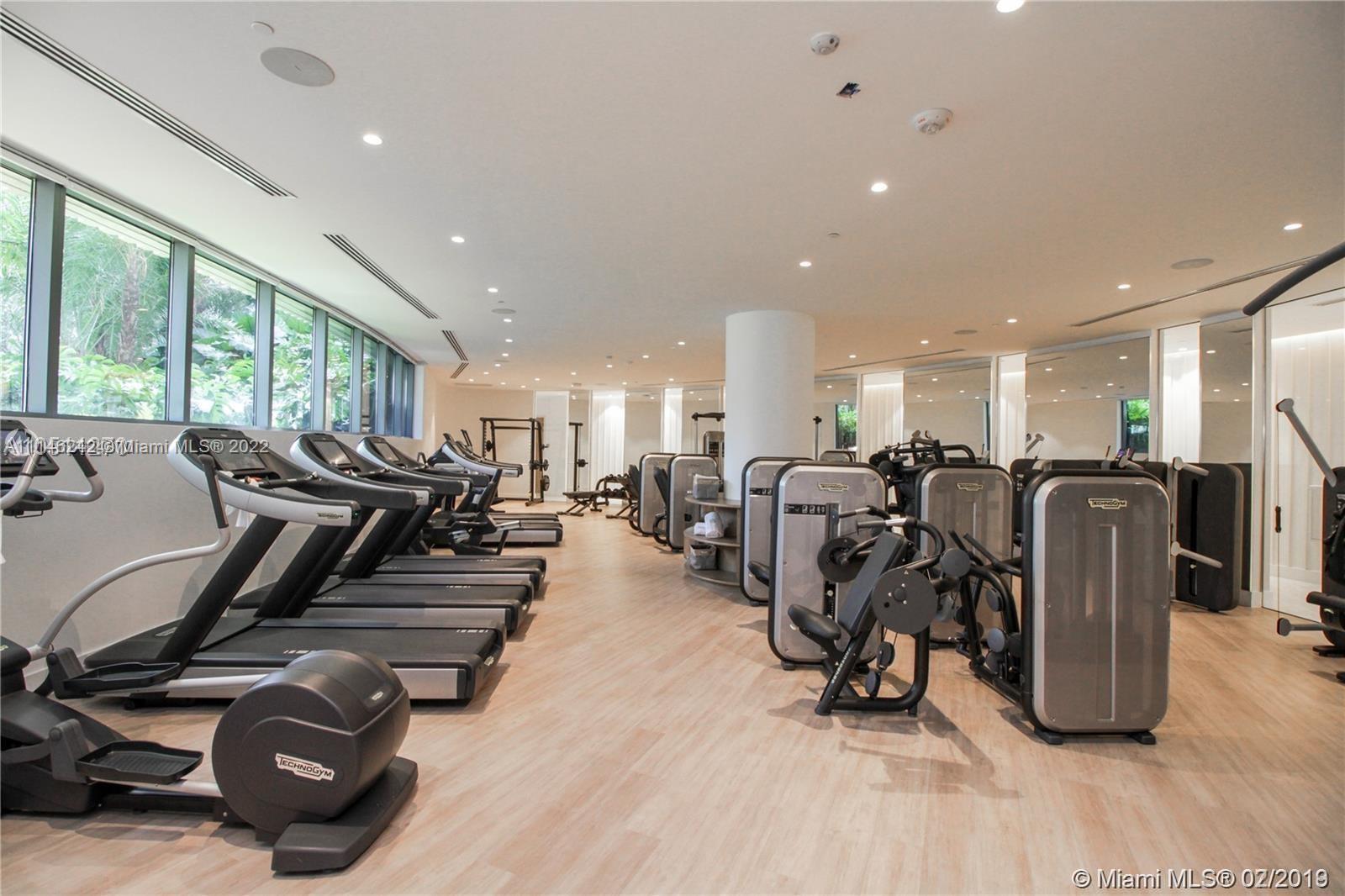 CLUB RESIDENCES AT PARK G - Residential