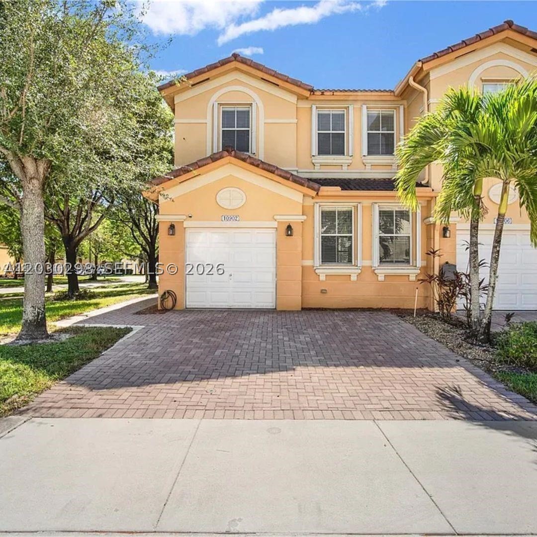 ISLAND AT DORAL 1ST ADDN - Residential Lease