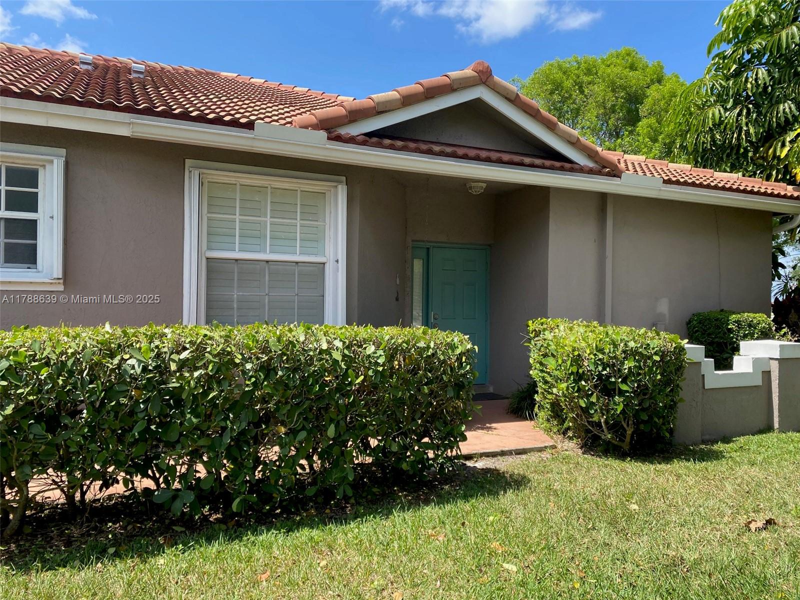 ARAGON SEC ONE - Residential Lease