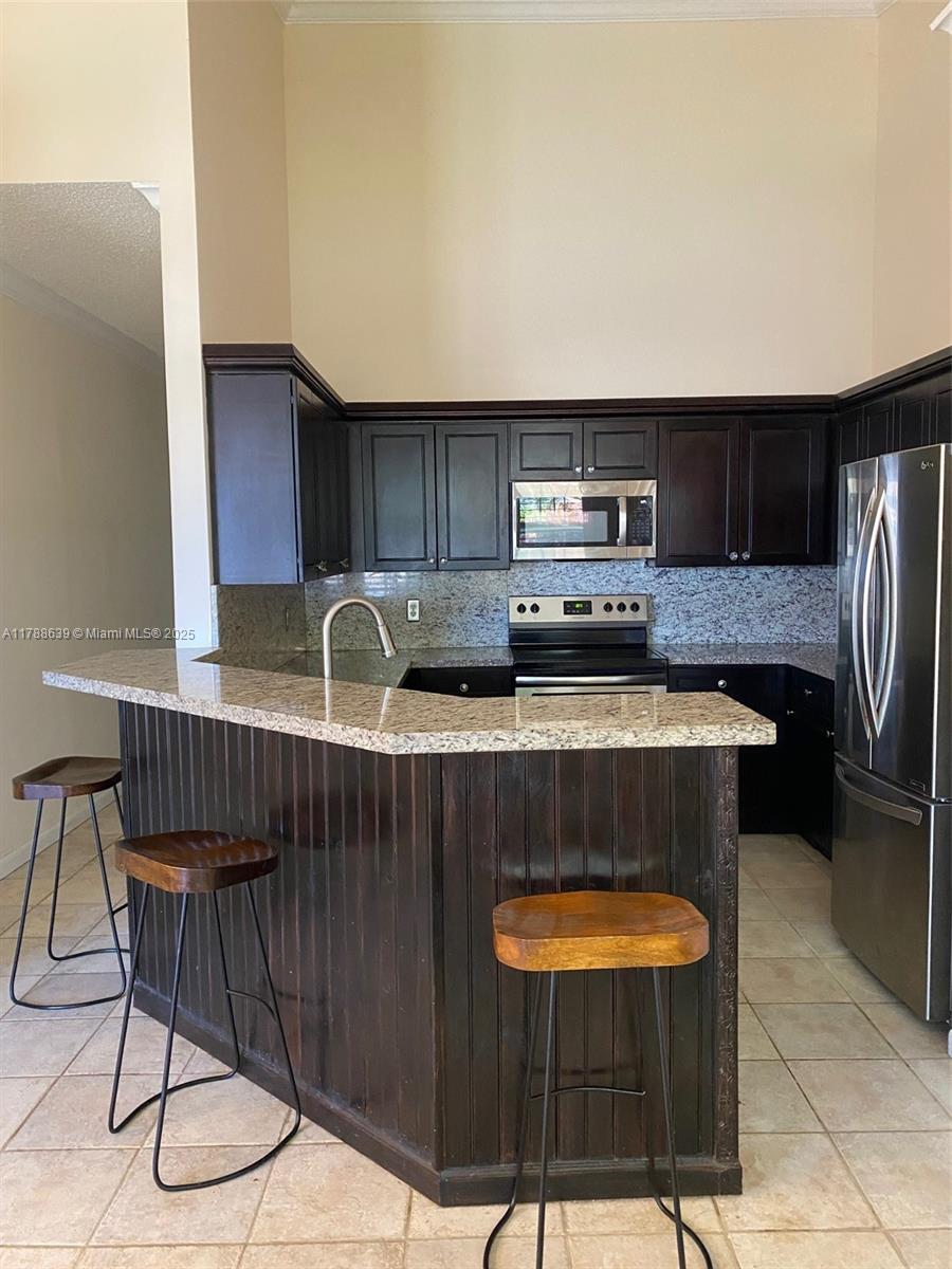 ARAGON SEC ONE - Residential Lease