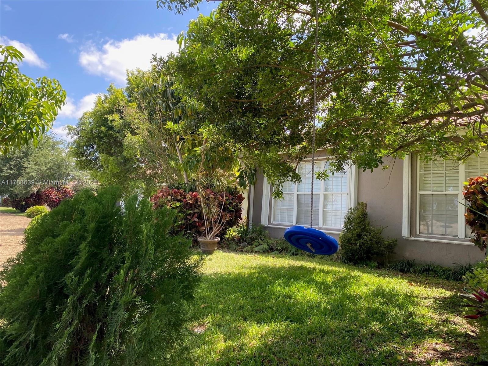 ARAGON SEC ONE - Residential Lease