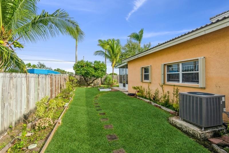 BISCAYNE POINT SOUTH - Residential