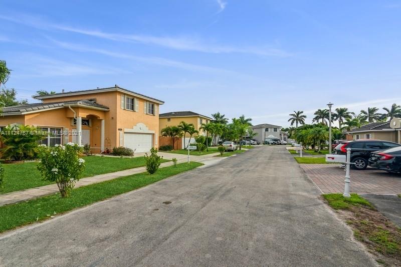 BISCAYNE POINT SOUTH - Residential