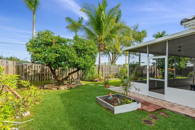 BISCAYNE POINT SOUTH - Residential
