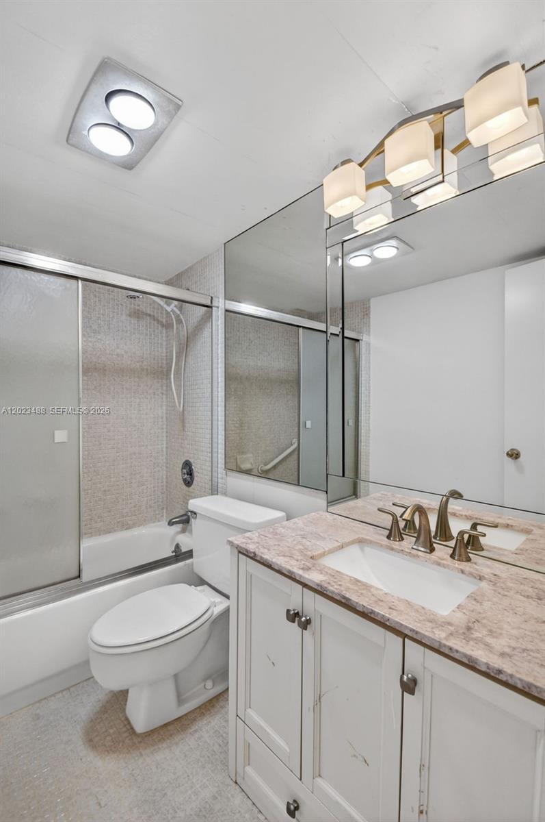 FOUNTAINS OF PALM BEACH C - Residential