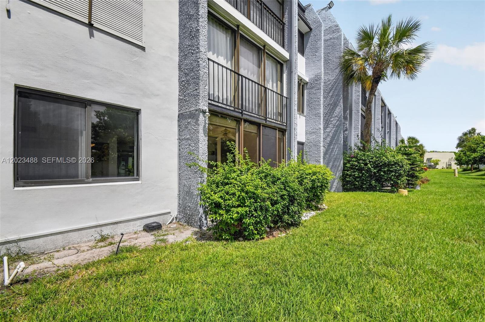 FOUNTAINS OF PALM BEACH C - Residential