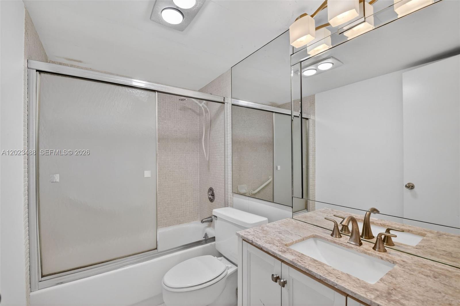 FOUNTAINS OF PALM BEACH C - Residential